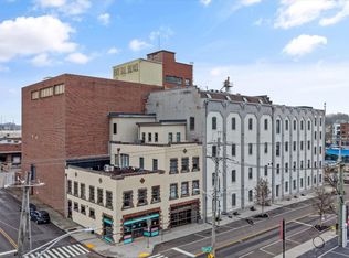 222 N Central St APT 309, Knoxville, TN 37917