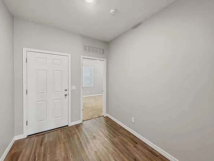 19590 W Badgett Ln — Photo 2