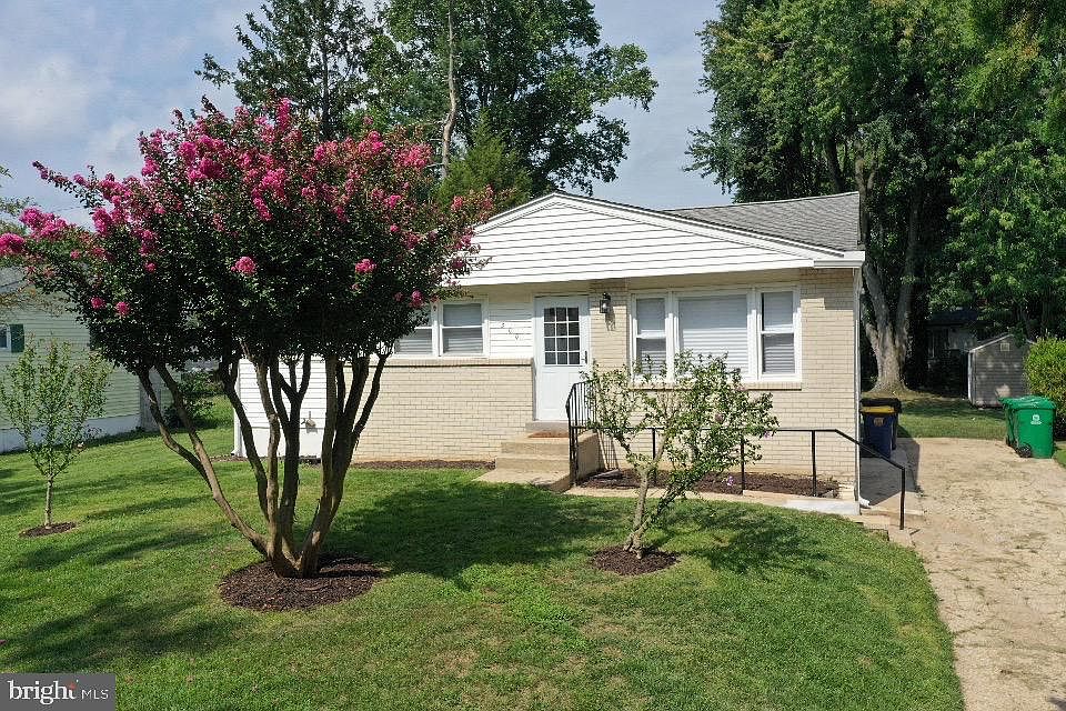 1st image of 300 David Hall Rd