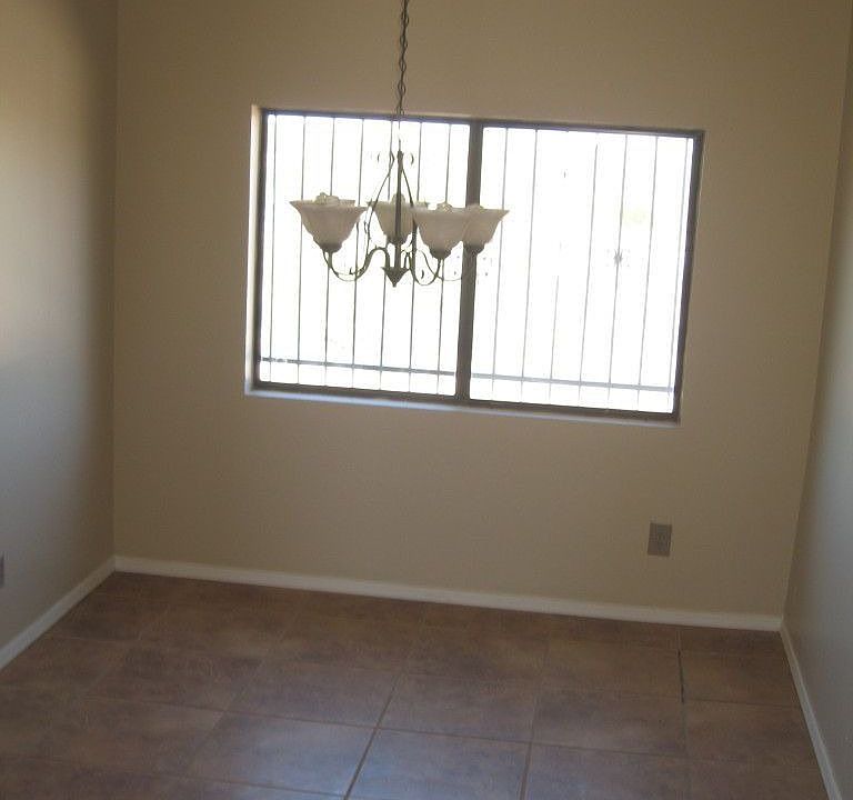 2nd image of 2818 W Goret Rd