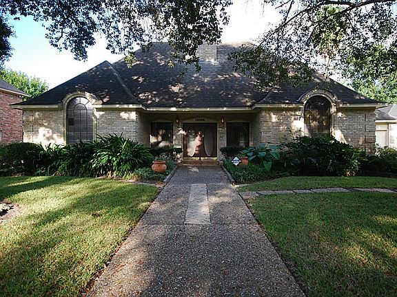 2nd image of 15106 Dawnbrook Dr