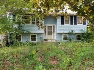 9 Fir Ridge Rd, Clinton, CT 06413
