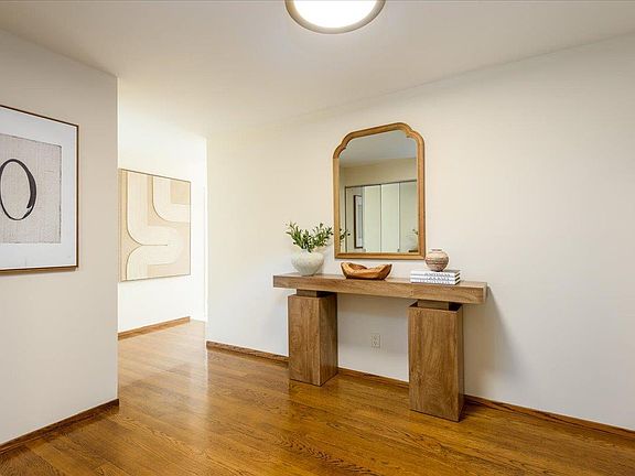 3rd image of 50 Mounds Rd APT 107