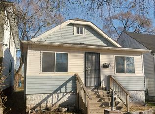 541 Hovey St, Gary, IN 46406