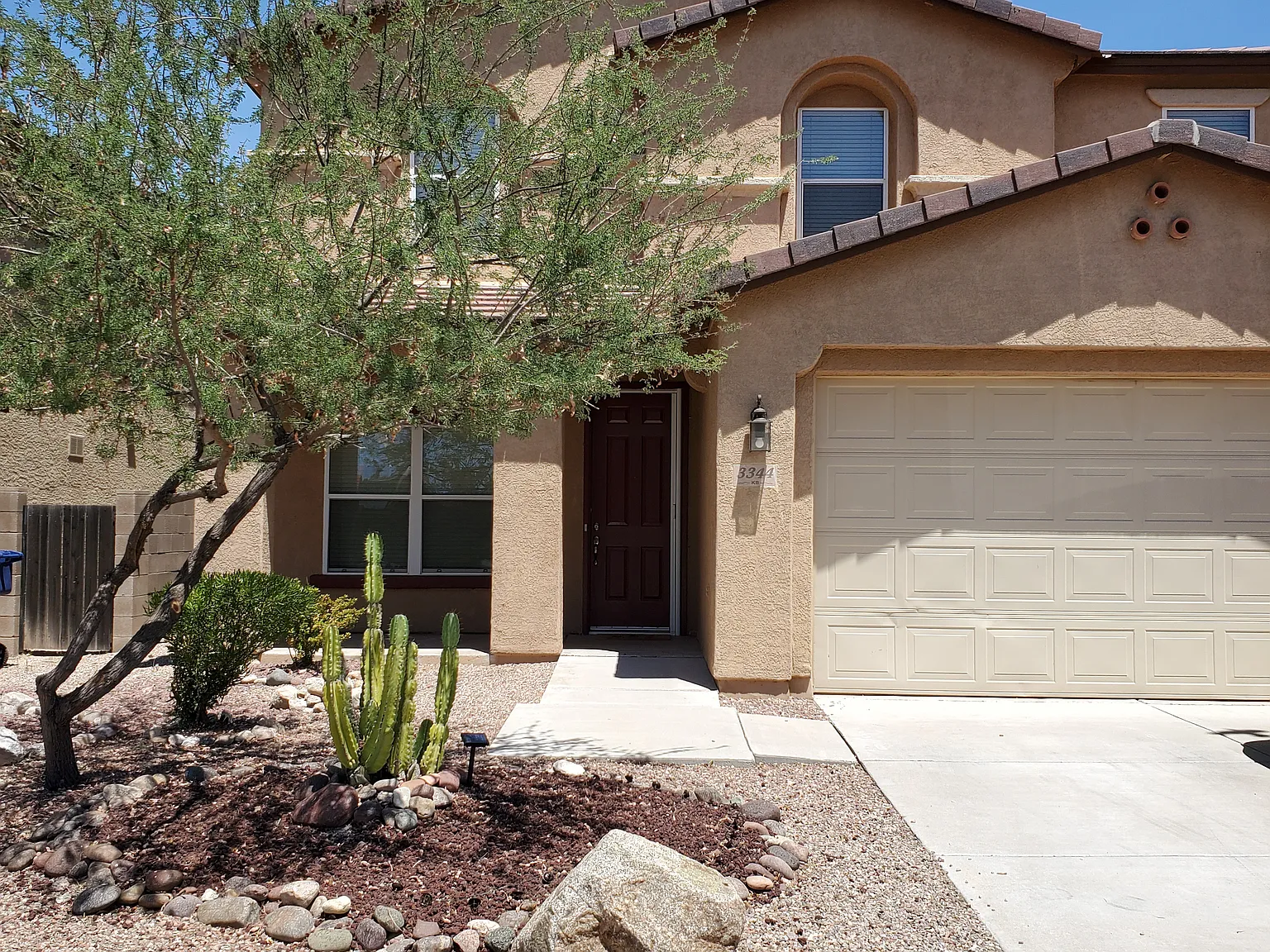 3344 N Pebble Rapids Pl — Photo 2