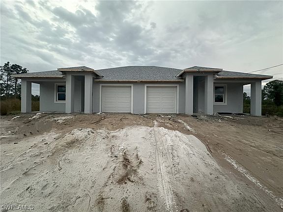 2nd image of 740-742 Eisenhower Blvd