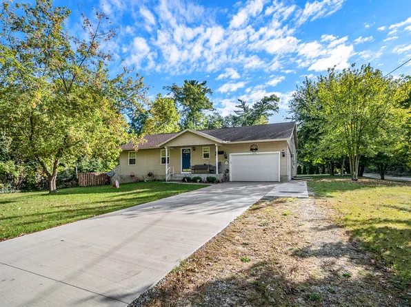 6392 Kedzie St, Twin Lake, MI 49457