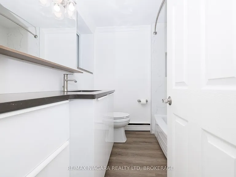 14 Norris Pl #404 — Photo 13
