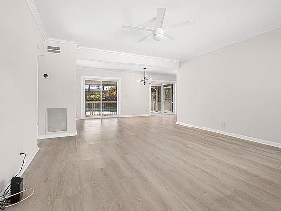 2nd image of 1900 NE 19th St #1900