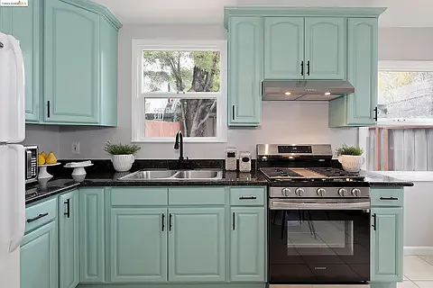 3324 Delaware St #1 — Photo 3