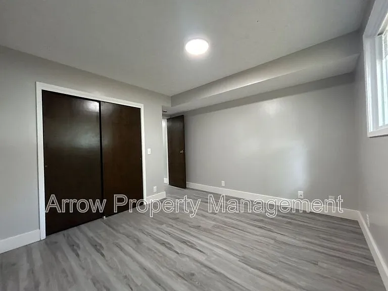 1725 N Iowa Ave #2 — Photo 8