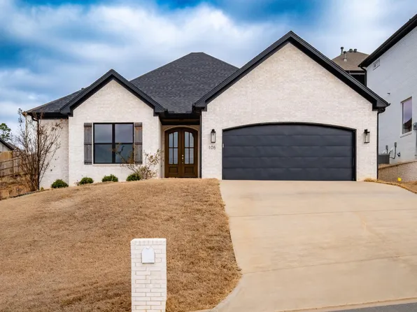 105 Keystone Ln, Maumelle, AR 72113