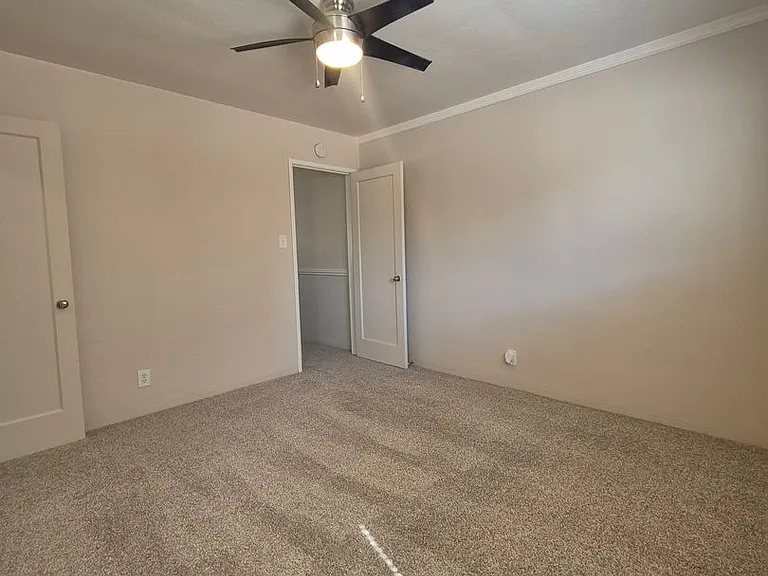 2508 L Street Classic Midtown Living — Photo 49