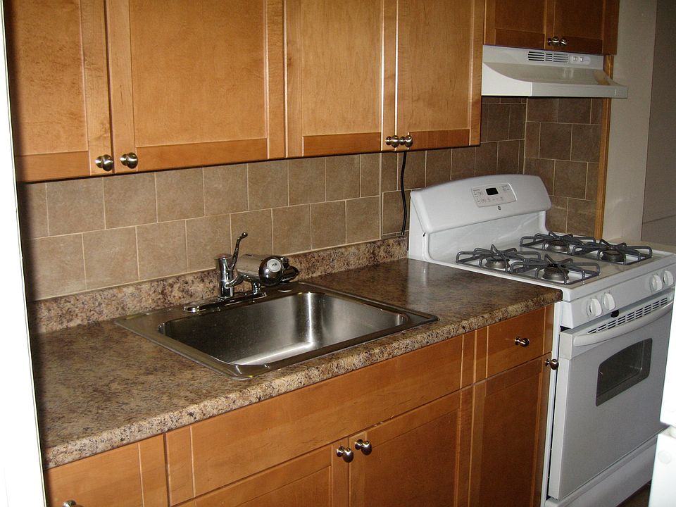 1st image of 2835 Webb Ave APT 4J