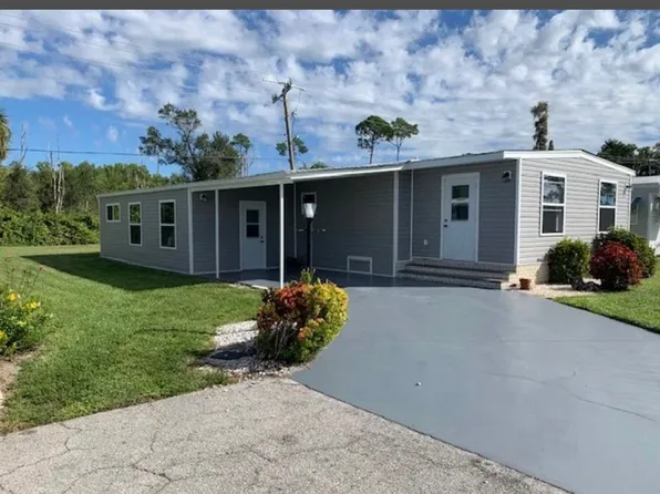 8 Hacha Ct, Fort Myers, FL 33912