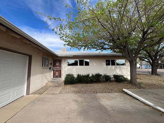 2nd image of 6009 Arvilla Ave NE