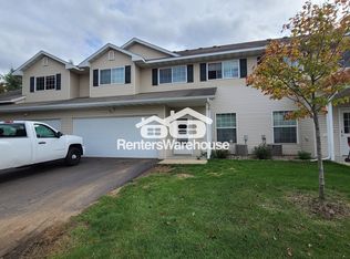 82 Bridgewater Trl, Hudson, WI 54016