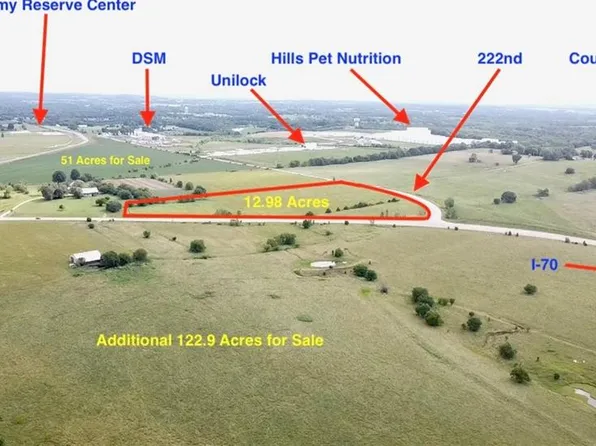 4 222nd St, Tonganoxie, KS 66086