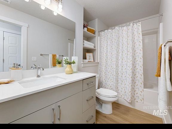5th image of 2299 N Shaelyn Ln