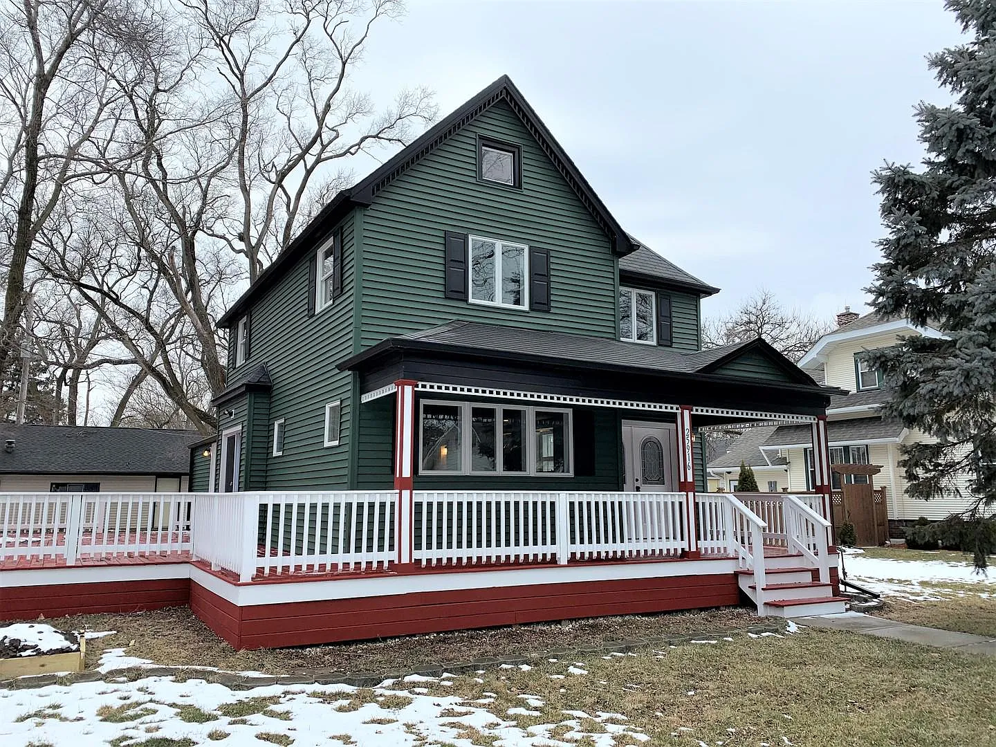 25916 S Linden Ave photo 1
