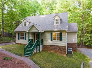 3815 Vienna Dozier Rd, Pfafftown, NC 27040