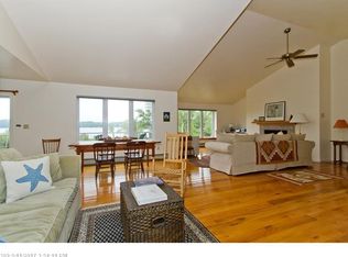 25 Meduncook Dr, Friendship, ME 04547