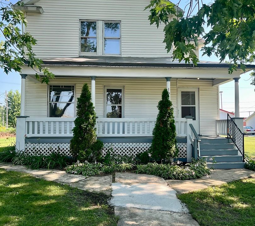 1st image of 107 W Palmer St