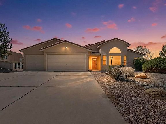 2nd image of 3149 Ashkirk Loop SE