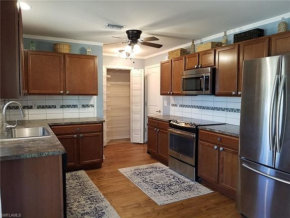 5th image of 10313 Canal Brook Ln