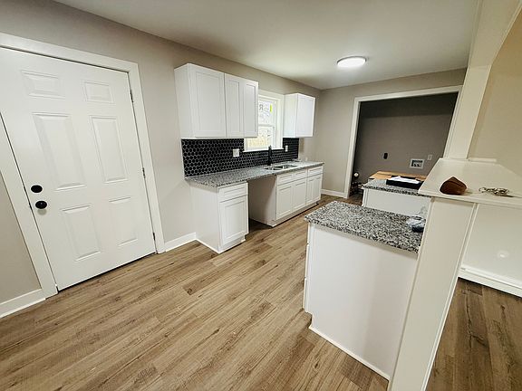 3rd image of 329 German Ave