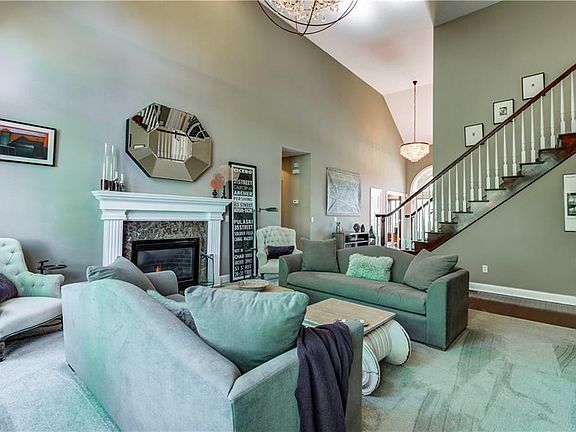 5th image of 4464 Doral Dr