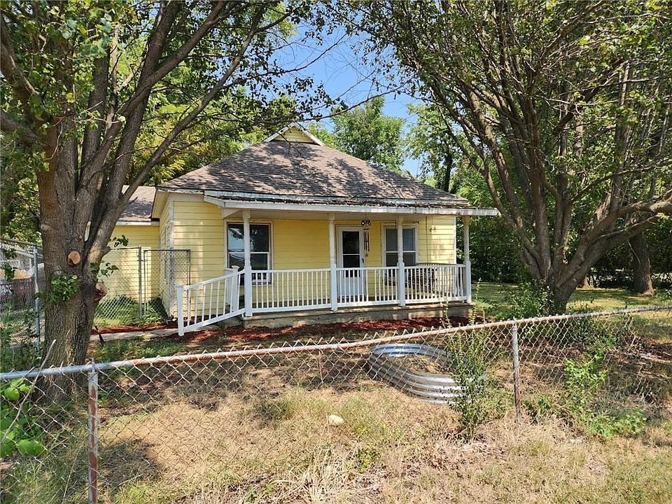 1st image of 870 Highway K #171