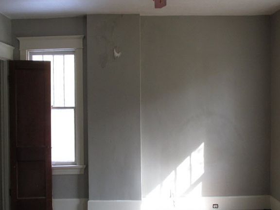 5th image of 319 Roberta Ave