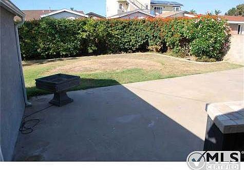 5th image of 558 Donax Ave