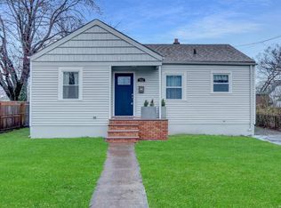 502 S 9th St, Lindenhurst, NY 11757