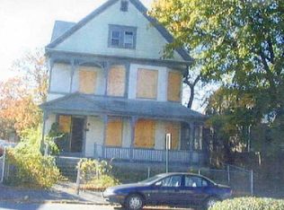 26 Adams St, Bridgeport, CT 06607