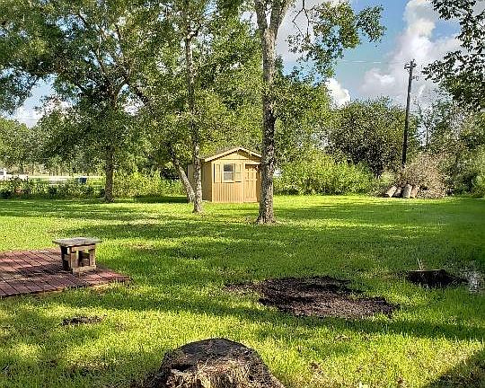 4th image of 74 Lazy Oak Ct