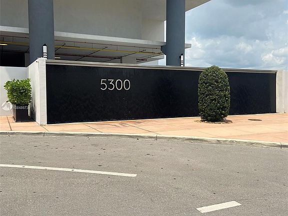 2nd image of 5300 NW Paseo Blvd #1705