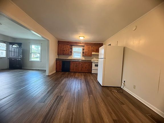 5th image of 1205 Broadus Ave SE