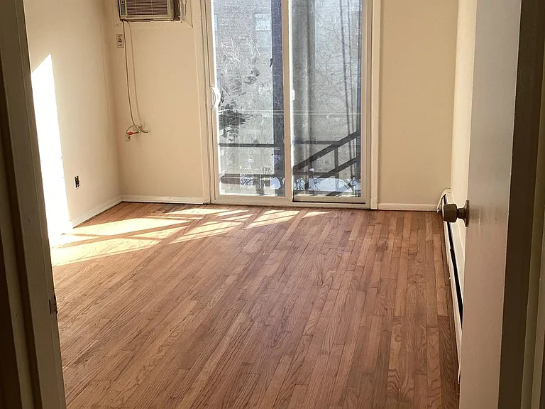 99 Ferry St #3 — Photo 6