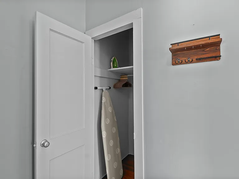 130 Van Norden St #1 — Photo 7