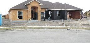 2nd image of 3726 Lake McQueeney