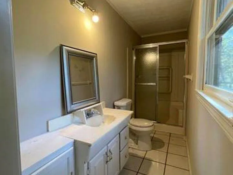 2983 Deshong Dr — Photo 14