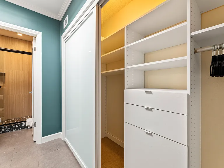 8535 W West Knoll Dr #312 — Photo 32