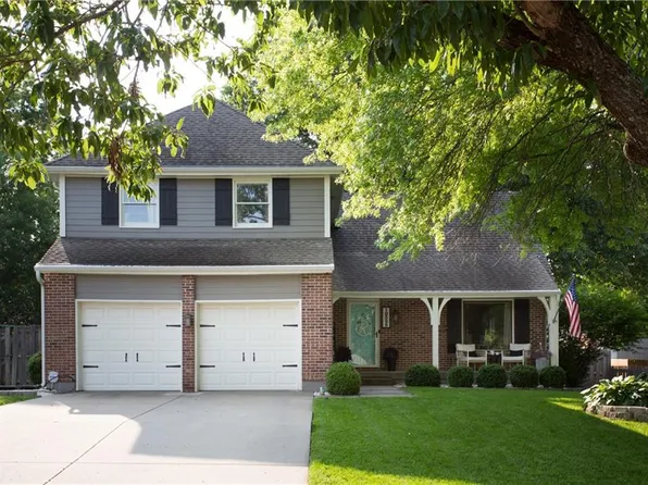 10325 Bond St, Overland Park, KS 66214