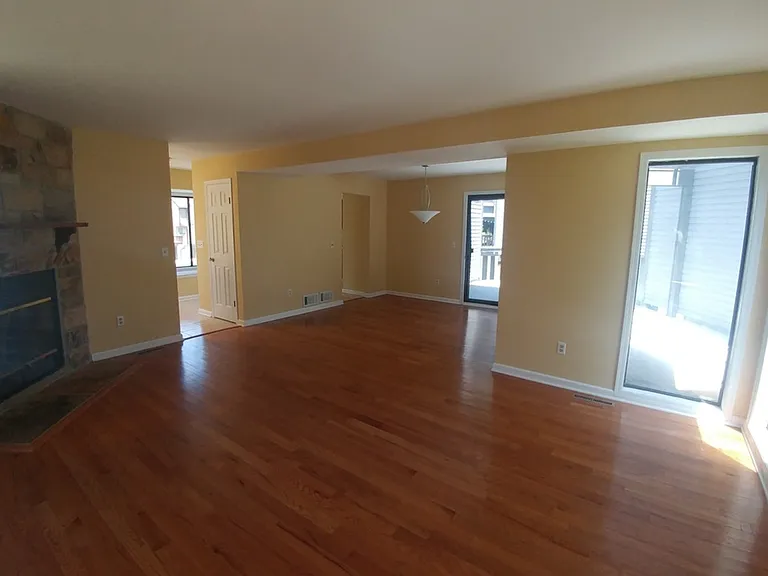 65 Edinborough Ct — Photo 3
