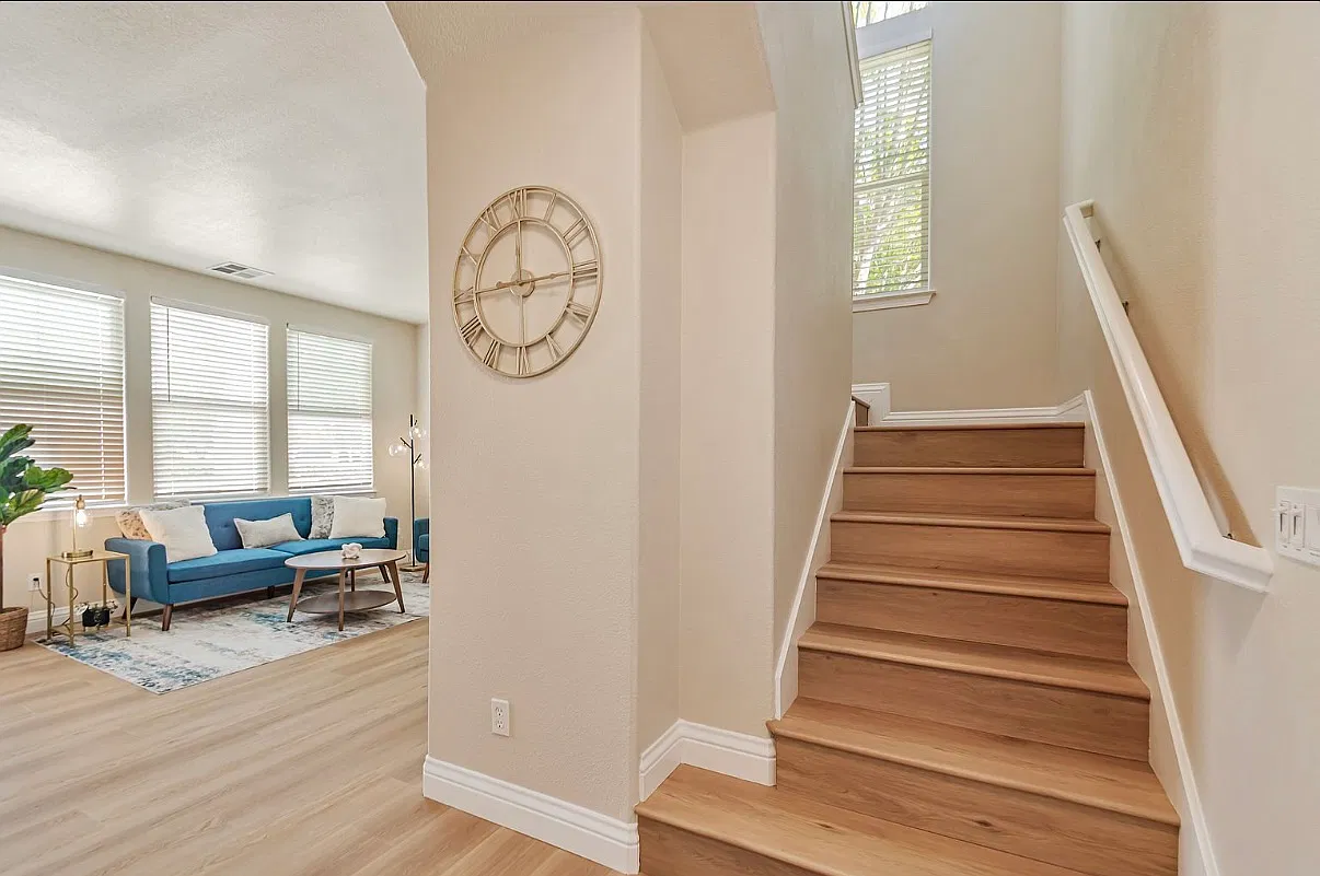 4312 Streamside Dr — Photo 3