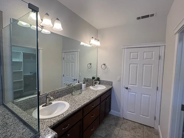 580 Grants Pass Pl — Photo 22