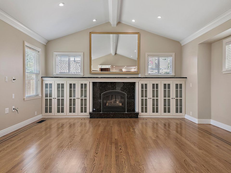 1st image of 2830 Hacienda St