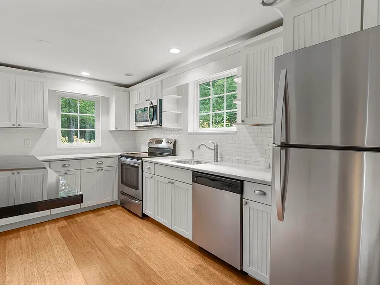 89 Book Hill Rd — Photo 2